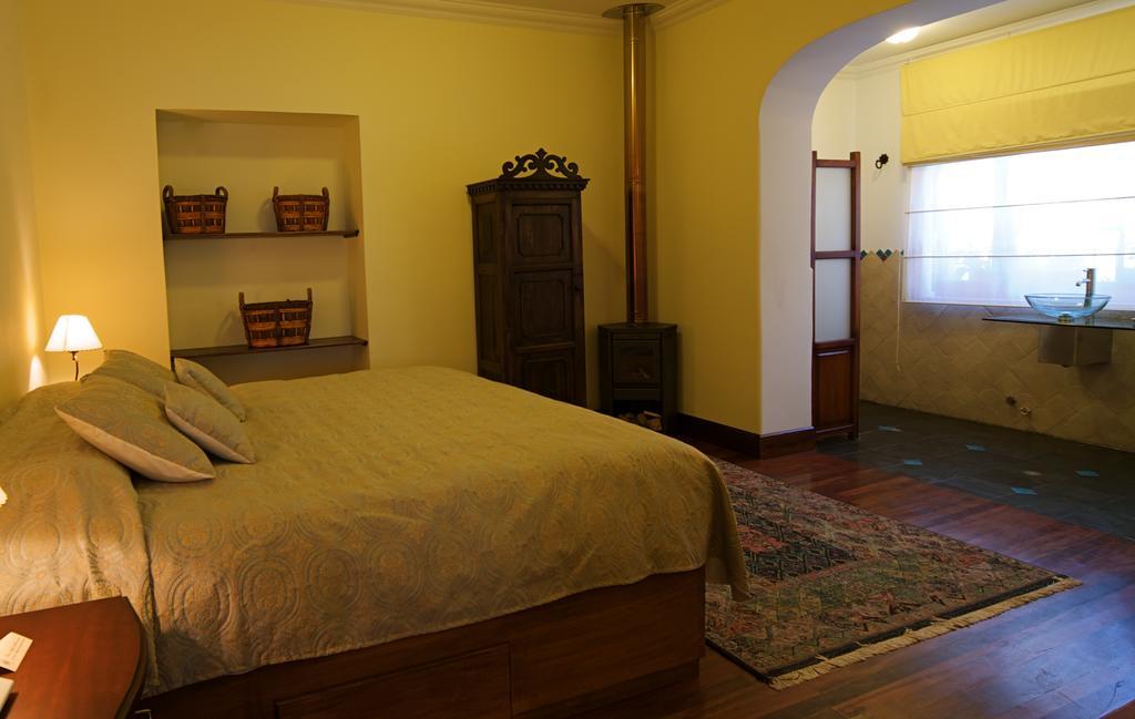 Boutique Hotel Casa Foch Κίτο Δωμάτιο φωτογραφία